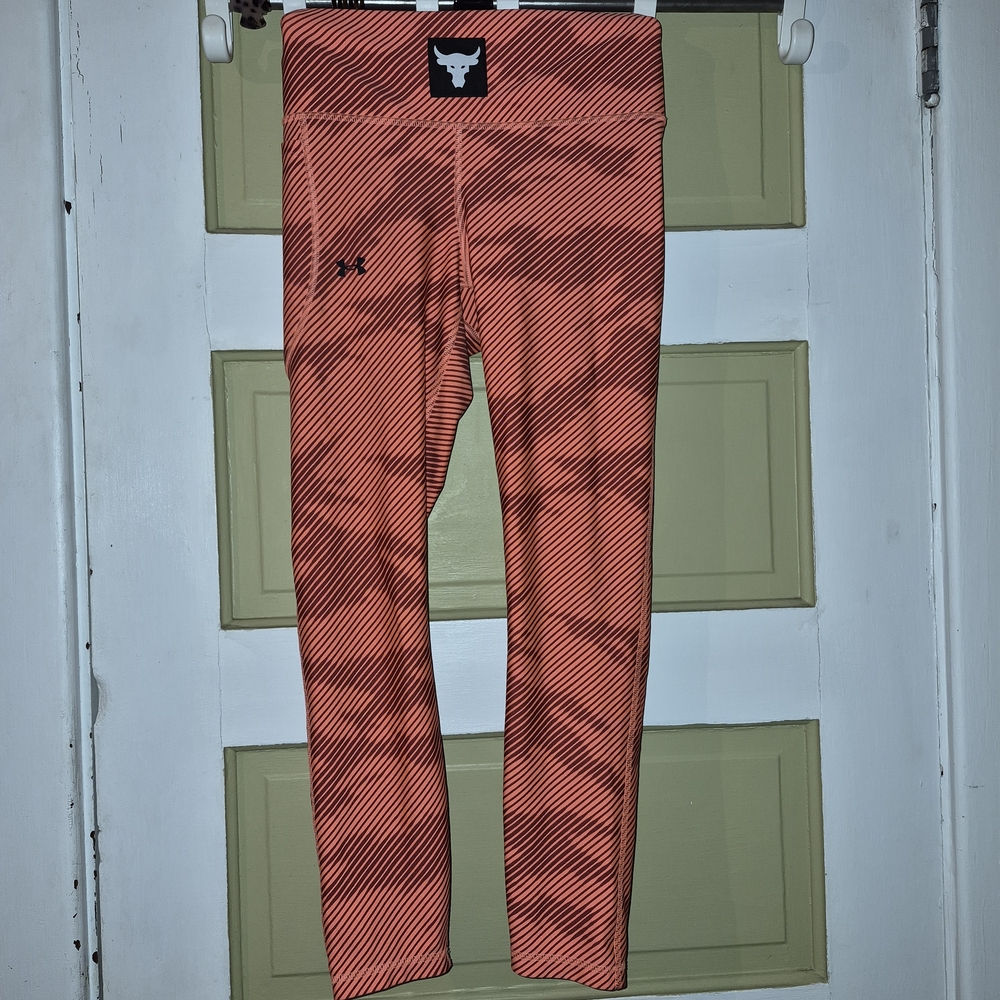 Under Armour Women's Rock Ankle Legging Medium ELECTRIC TANGERINE